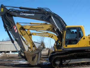 Road building and materials, Trucks Excavating, Driveways and parking lots, clearing, Demolition, Sewer and Water, Sand Fill