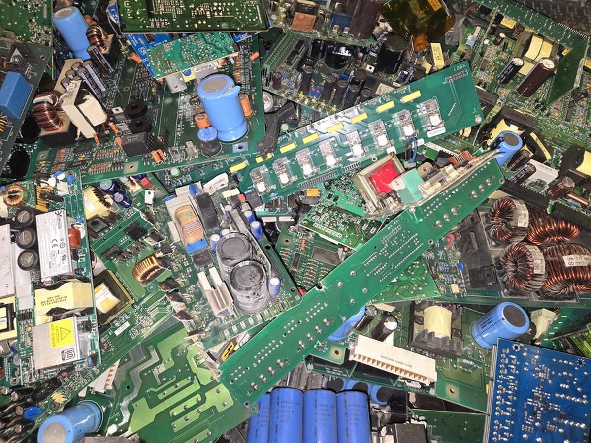 From E-Waste to New Product: The Lifecycle of Recycled Electronics Explained