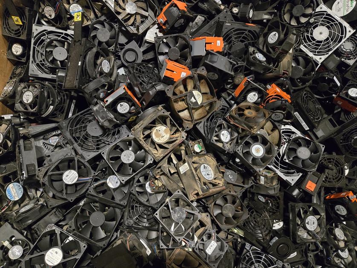 Tech Graveyards: The Top 5 Common Pitfalls in Electronics Disposal and How to Avoid Them